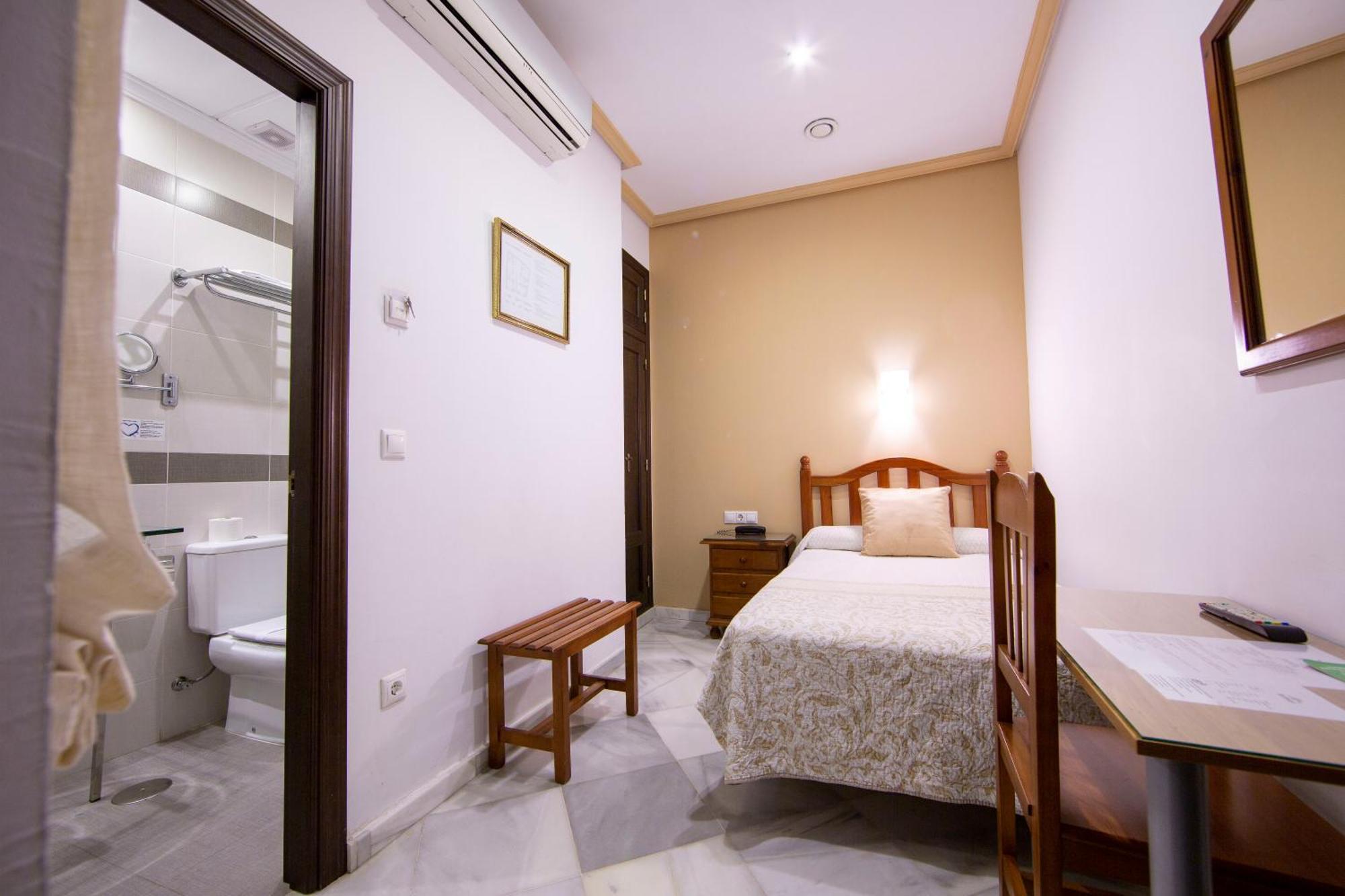 Hotel Los Omeyas Cordoba Ngoại thất bức ảnh