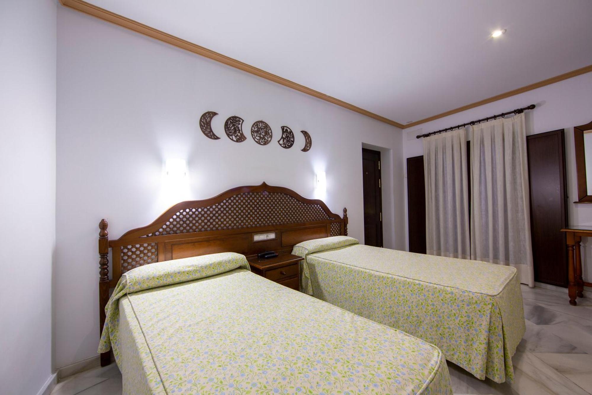 Hotel Los Omeyas Cordoba Ngoại thất bức ảnh